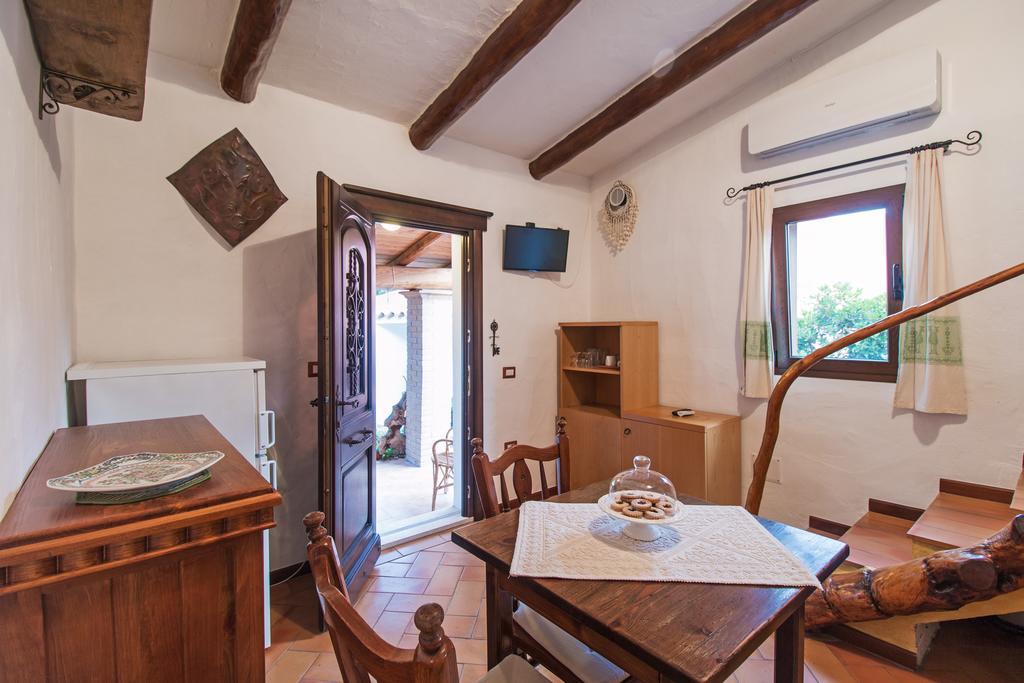 Willa Casa Vacanze San Pantaleo Zewnętrze zdjęcie